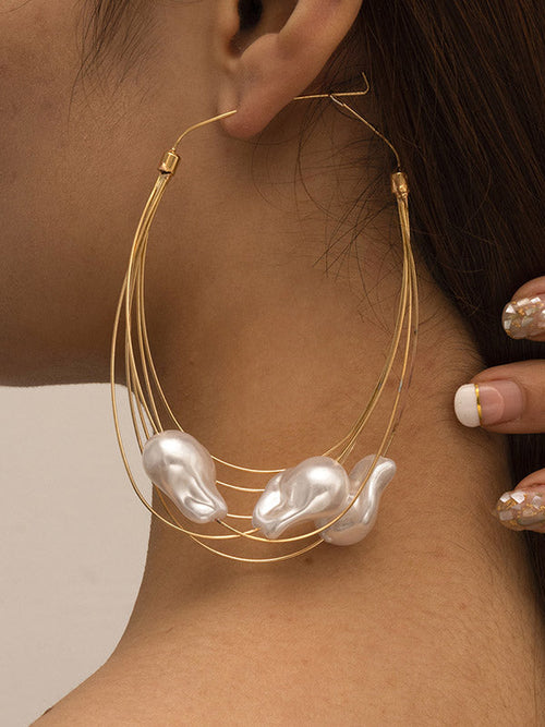 Normcore Tasseled Pearl Earrings