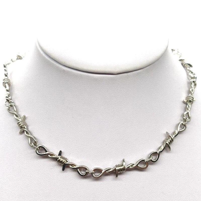 Silver Wire Necklace